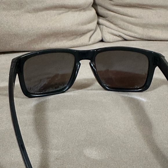 Oakley Blue Holbrook Prizm sunglasses comes with hard shell case - Picture 4 of 5